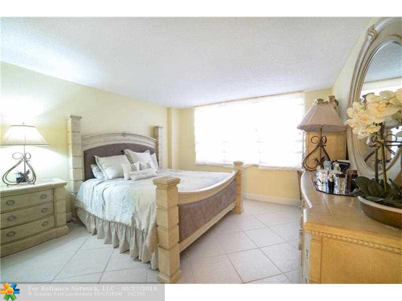 1147 Hillsboro Mile 115-S, Hillsboro Beach, FL 33062