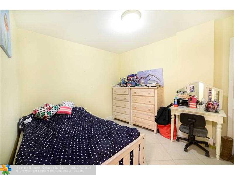 1147 Hillsboro Mile 115-S, Hillsboro Beach, FL 33062