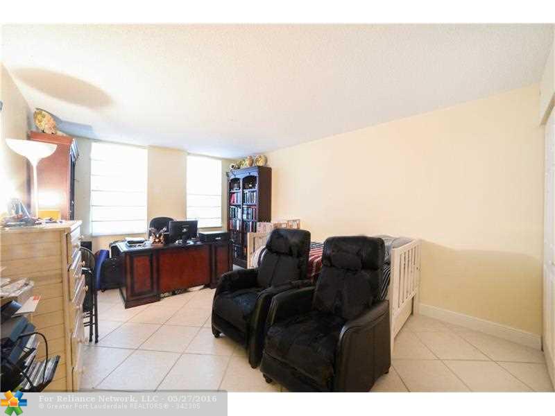 1147 Hillsboro Mile 115-S, Hillsboro Beach, FL 33062