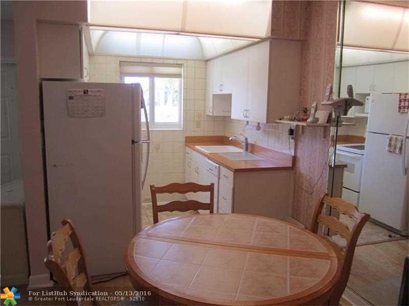 3205 SE 7th St 102, Pompano Beach, FL 33062