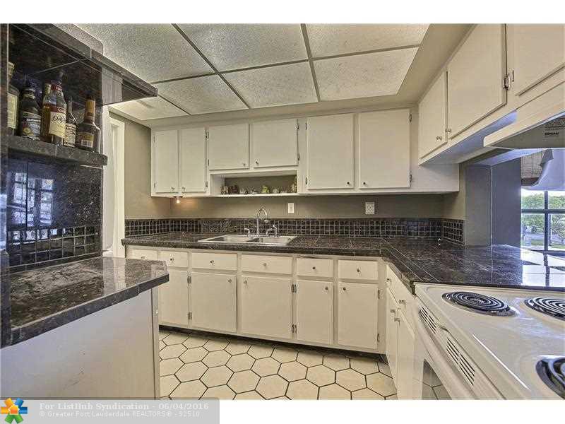 2301 NE 14th Street Cswy 306-w, Pompano Beach, FL 33062