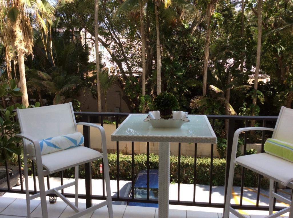 1147 Hillsboro Mile Unit 306, Hillsboro Beach, FL 33062
