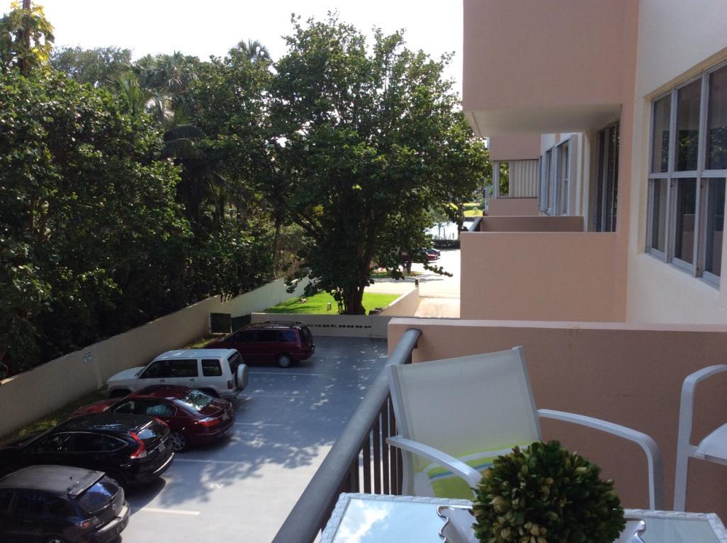 1147 Hillsboro Mile Unit 306, Hillsboro Beach, FL 33062