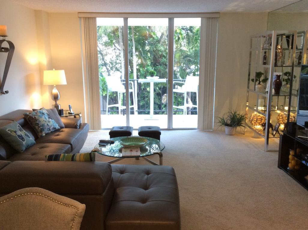 1147 Hillsboro Mile Unit 306, Hillsboro Beach, FL 33062