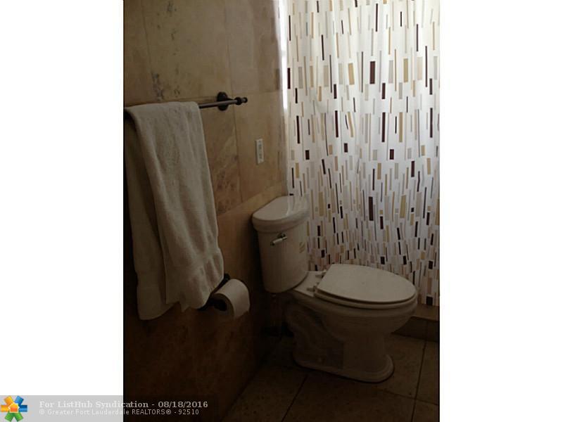 3225 NE 16th St 8A, Pompano Beach, FL 33062