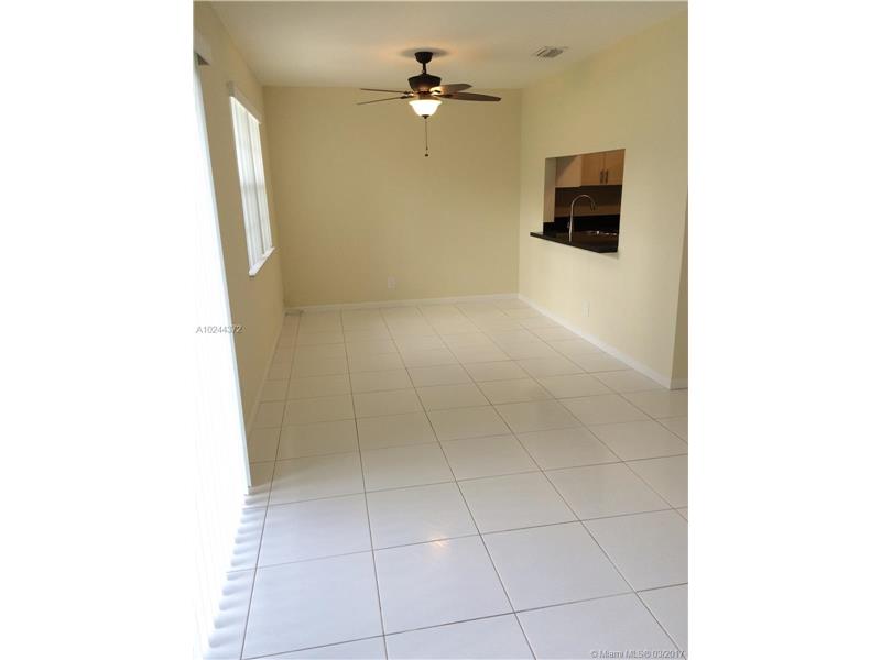 4885 N Hemingway Cir 4885, Margate, FL 33063