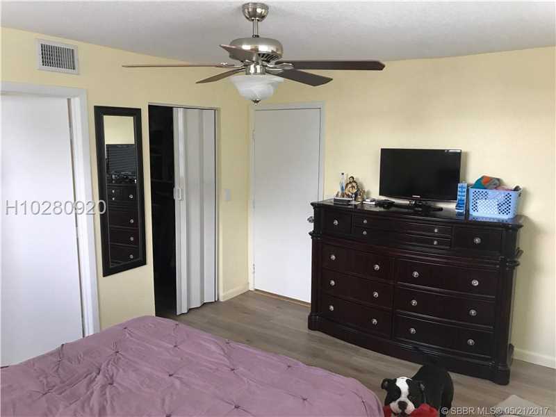 7320 Northwest 18th St, Margate, FL 33063
