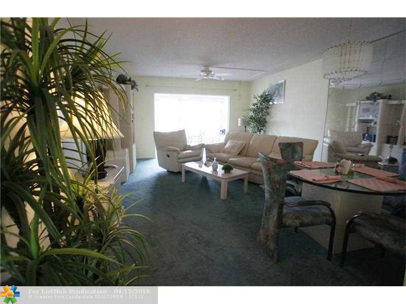 1025 Country Club Dr 403, Margate, FL 33063