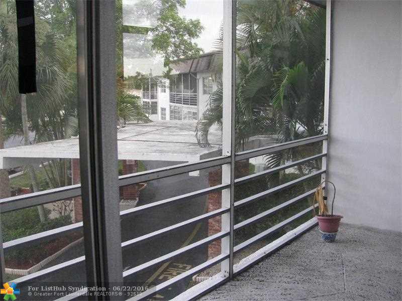 6501 WINFIELD BL A-37, Margate, FL 33063