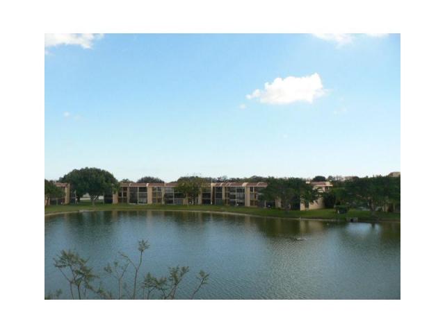 6546 Coral Lake Drive Unit 410, Margate, FL 33063
