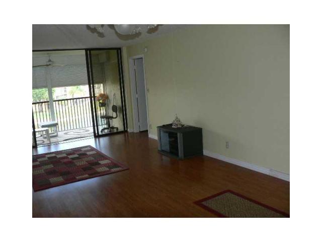 6546 Coral Lake Drive Unit 410, Margate, FL 33063