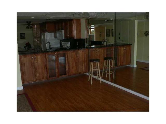 6546 Coral Lake Drive Unit 410, Margate, FL 33063