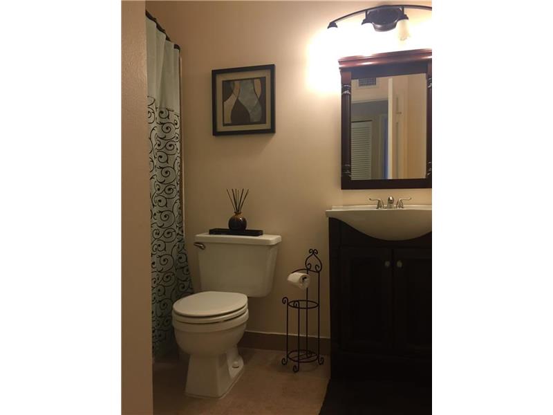 5512Courtyard, Margate, FL 33063