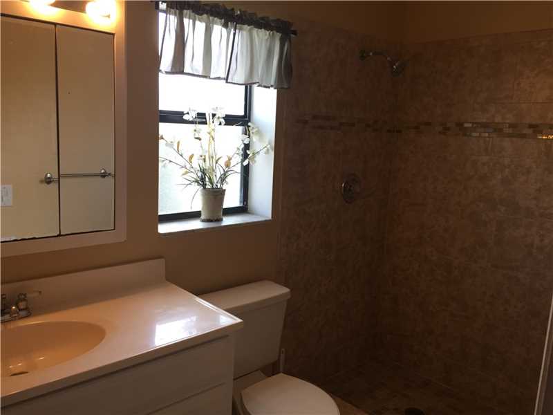 5512Courtyard, Margate, FL 33063