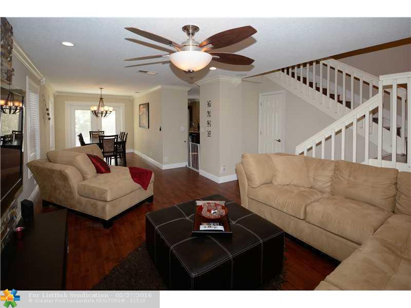 7380 Viscaya 7380, Margate, FL 33063