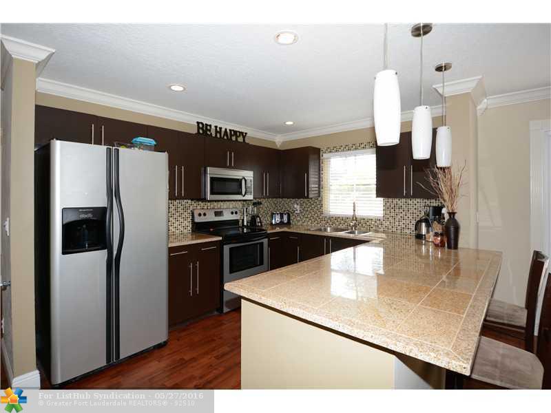 7380 Viscaya 7380, Margate, FL 33063