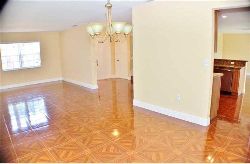 3089 NW 71st Ave, Margate, FL 33063