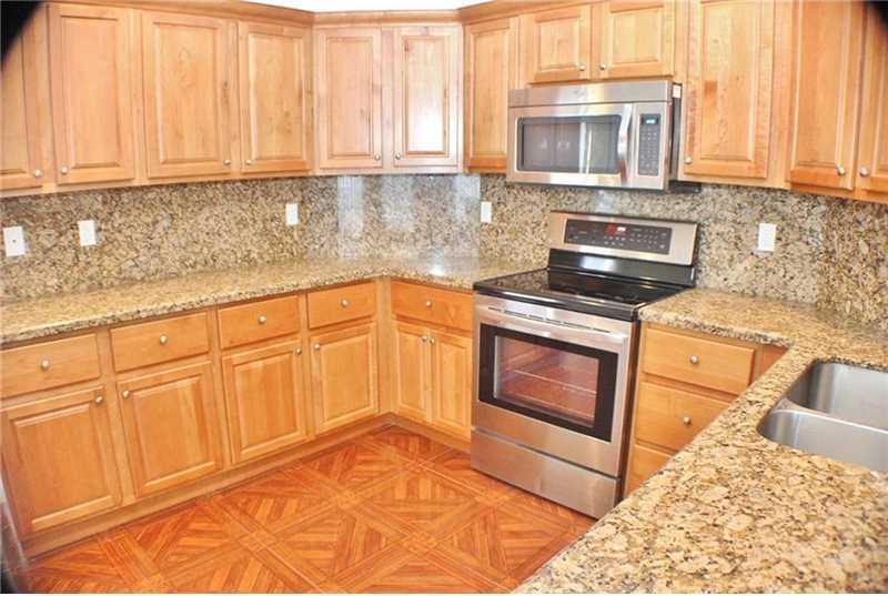 3089 NW 71st Ave, Margate, FL 33063