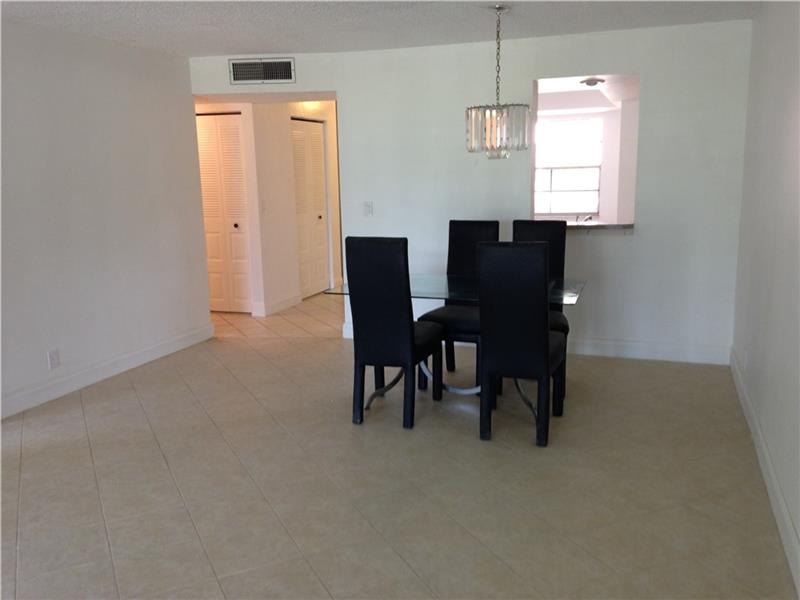 7684 Northwest 18th St, Margate, FL 33063