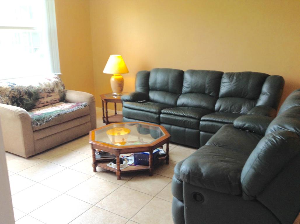 6570 Royal Palm Boulevard, Margate, FL 33063