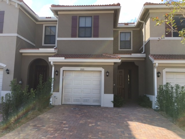 3325 NW 11 Avenue, Pompano Beach, FL 33064