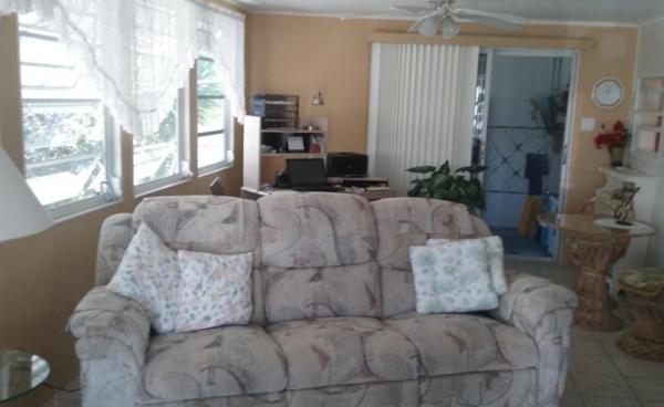 Country Knolls Mobile Home Park108 NW 48th CtPompano Beach, FL 33064
