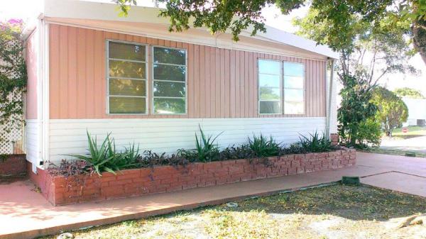 Country Knolls Mobile Home Park4915 NW 3rd AvenuePompano Beach, FL 33064