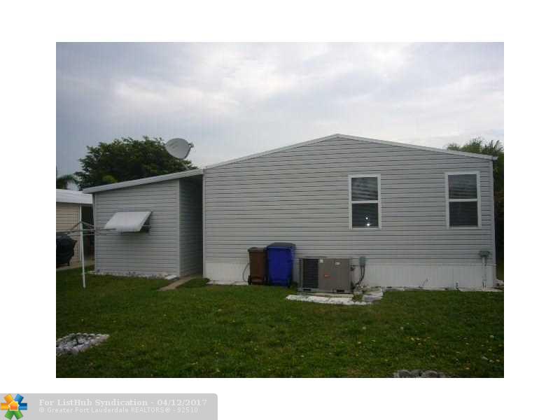 5233 NW 4th Ave, Pompano Beach, FL 33064