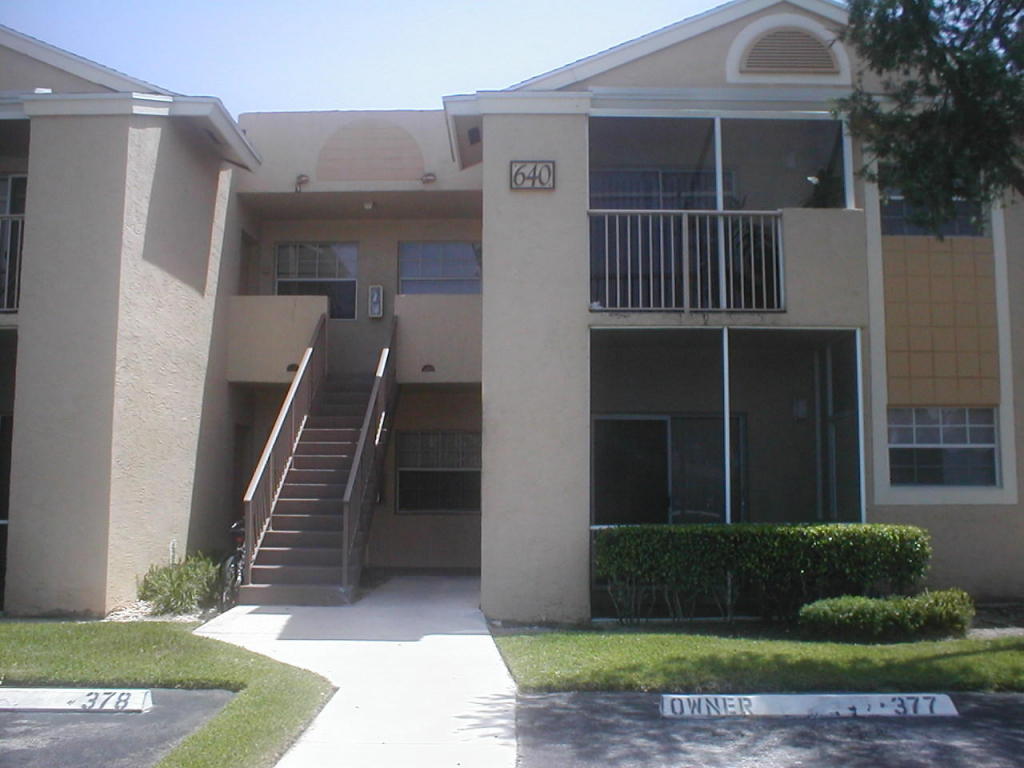 720 Cypress Lane, Deerfield Beach, FL 33064