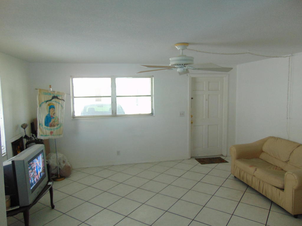 230 NW 24 Court, Pompano Beach, FL 33064