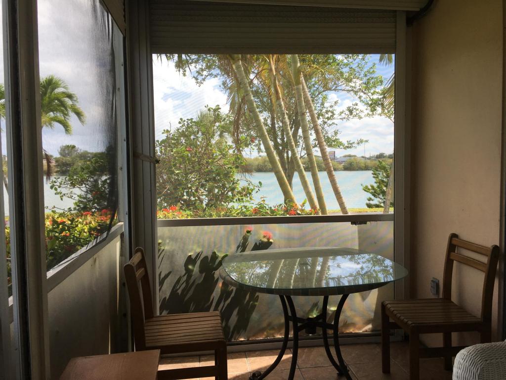 960 Crystal Lake Drive, Deerfield Beach, FL 33064