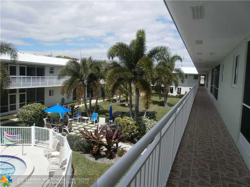 2100 NE 38th St 209, Lighthouse Point, FL 33064
