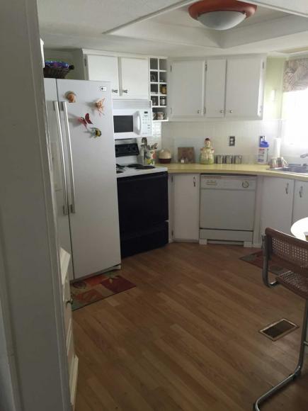 Country Knolls Mobile Home Park313 NW 49th StPompano Beach, FL 33064