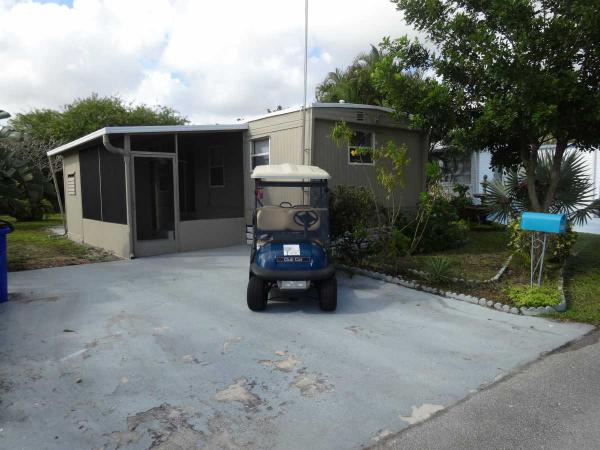 Country Knolls Mobile Home Park4915 NW 4TH TERDeerfield Beach, FL 33064