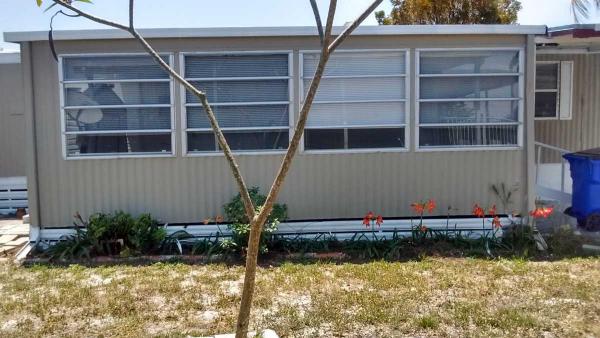 Country Knolls Mobile Home Park4904 NW 3 AVEDeerfield Beach, FL 33064