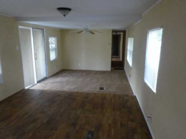 Country Knolls Mobile Home Park4915 NW 4 TERRDeerfield Beach, FL 33064