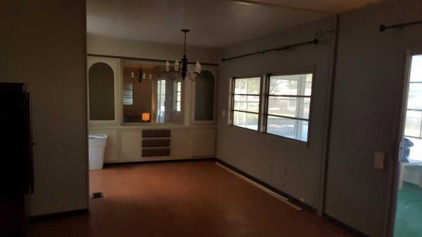 4905 NW 2nd Ave., Pompano Beach, FL