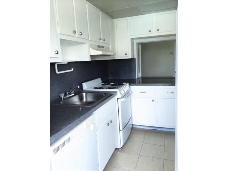 2050 Northeast 39th St, Lighthouse Point, FL 33064