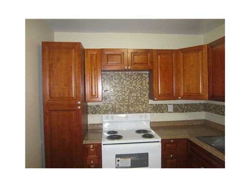 4354 Northwest 9th Ave, Pompano Beach, FL 33064