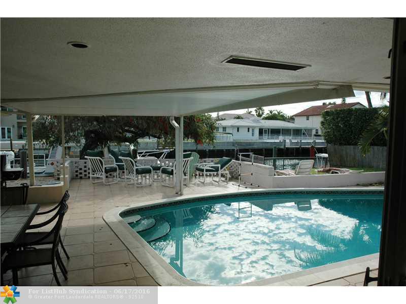 3750 NE 26th Ave, Lighthouse Point, FL 33064