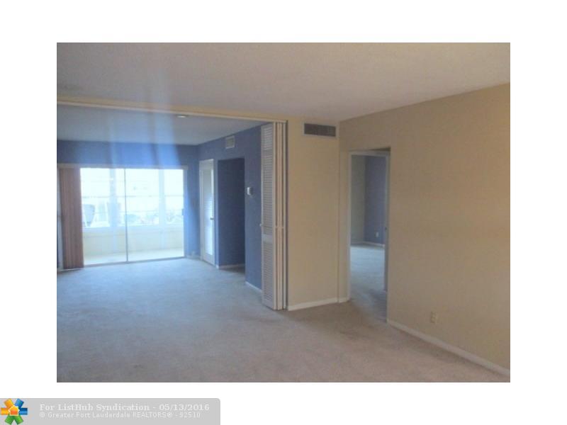 2121 NE 42nd Ct 202C, Lighthouse Point, FL 33064