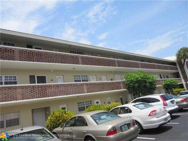 1951 NE 39th St 154, Lighthouse Point, FL 33064