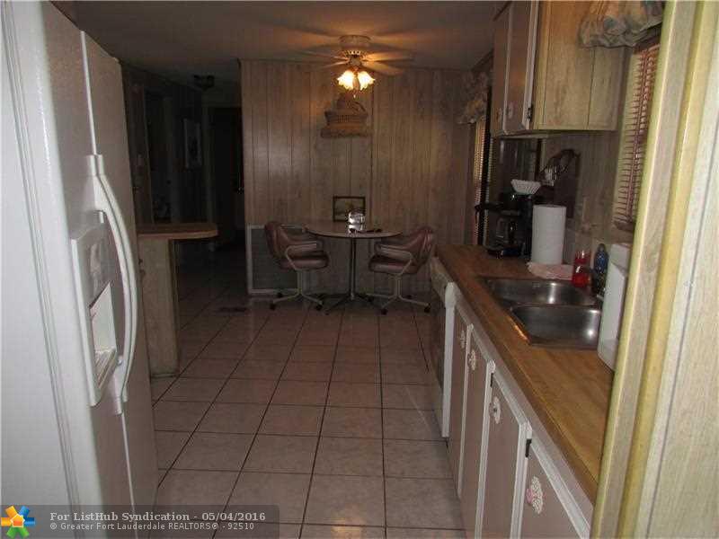 221 NW 52nd Ct, Pompano Beach, FL 33064