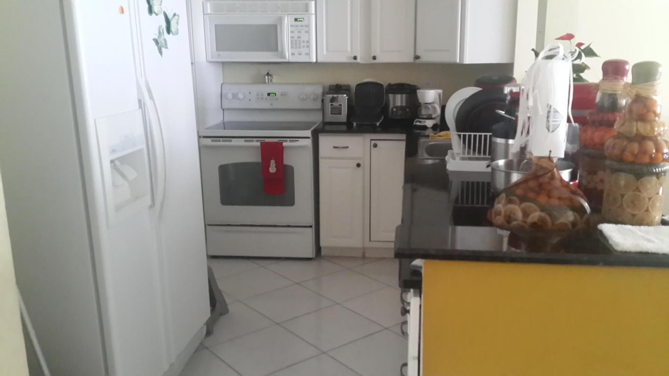 4334 NW 9th Avenue Unit 8-1a, Deerfield Beach, FL 33064