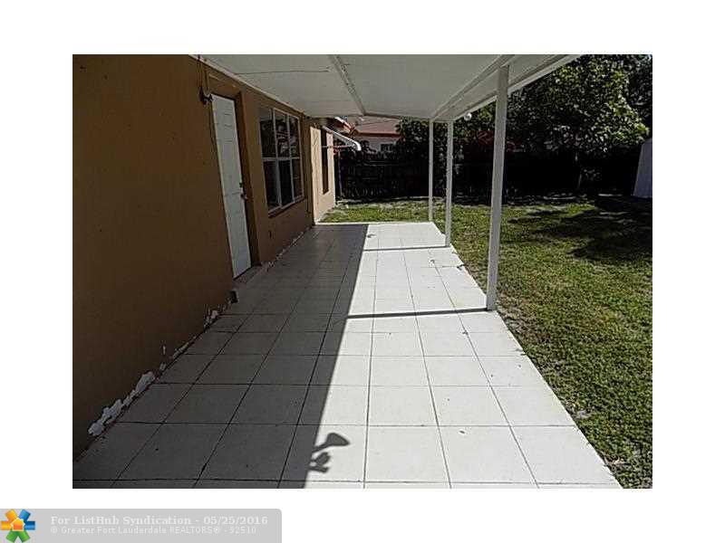 3691 NE 15th Ave, Pompano Beach, FL 33064