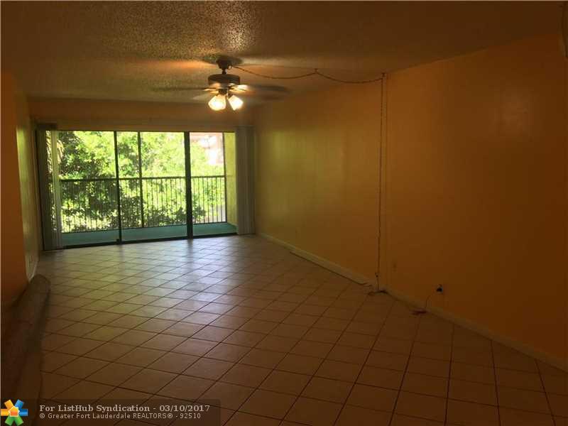 3039 Riverside Dr, Coral Springs, FL 33065