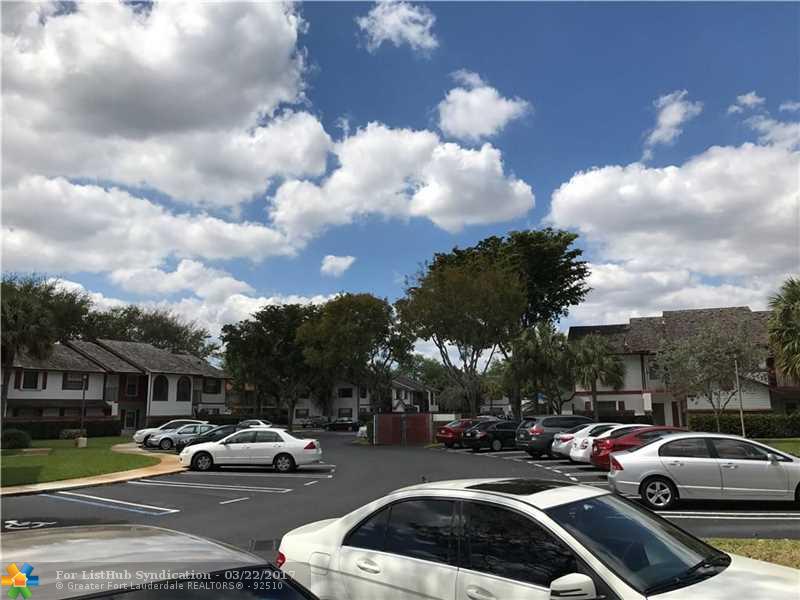 2460 NW 89th Dr 2460, Coral Springs, FL 33065