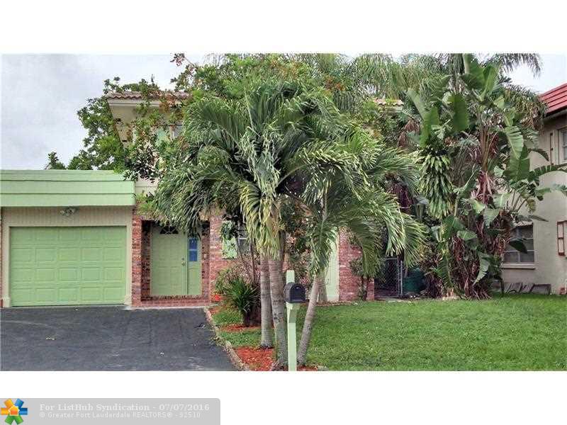 8210 NW 40th St, Coral Springs, FL 33065