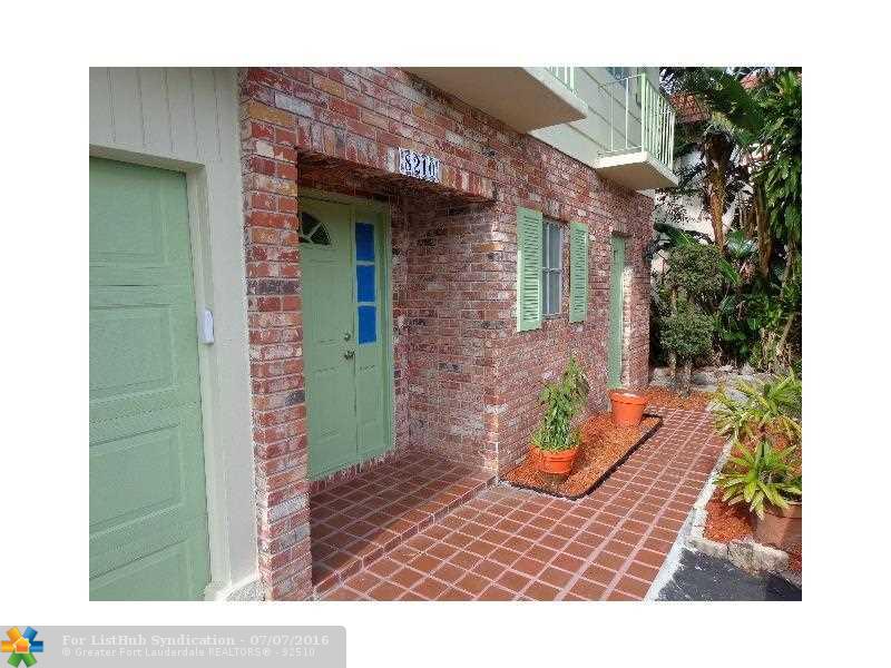 8210 NW 40th St, Coral Springs, FL 33065