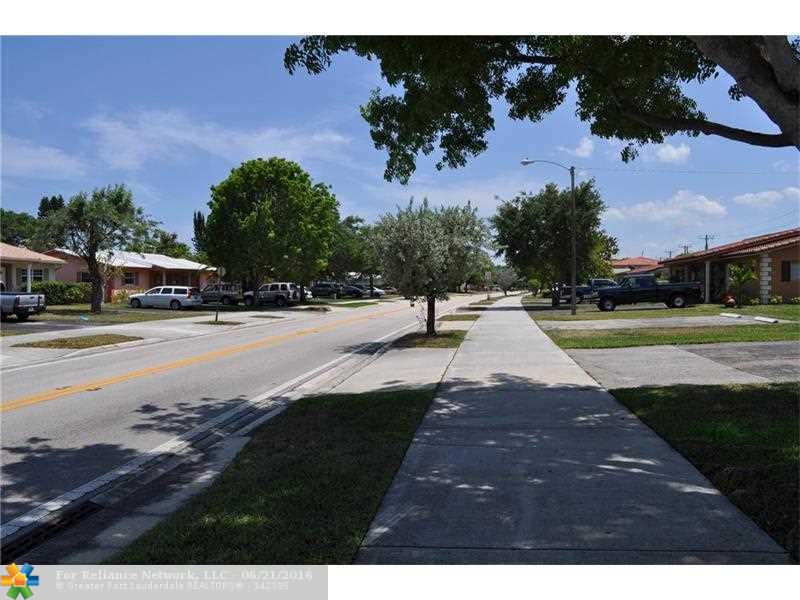 4140 Woodside Dr 202, Coral Springs, FL 33065